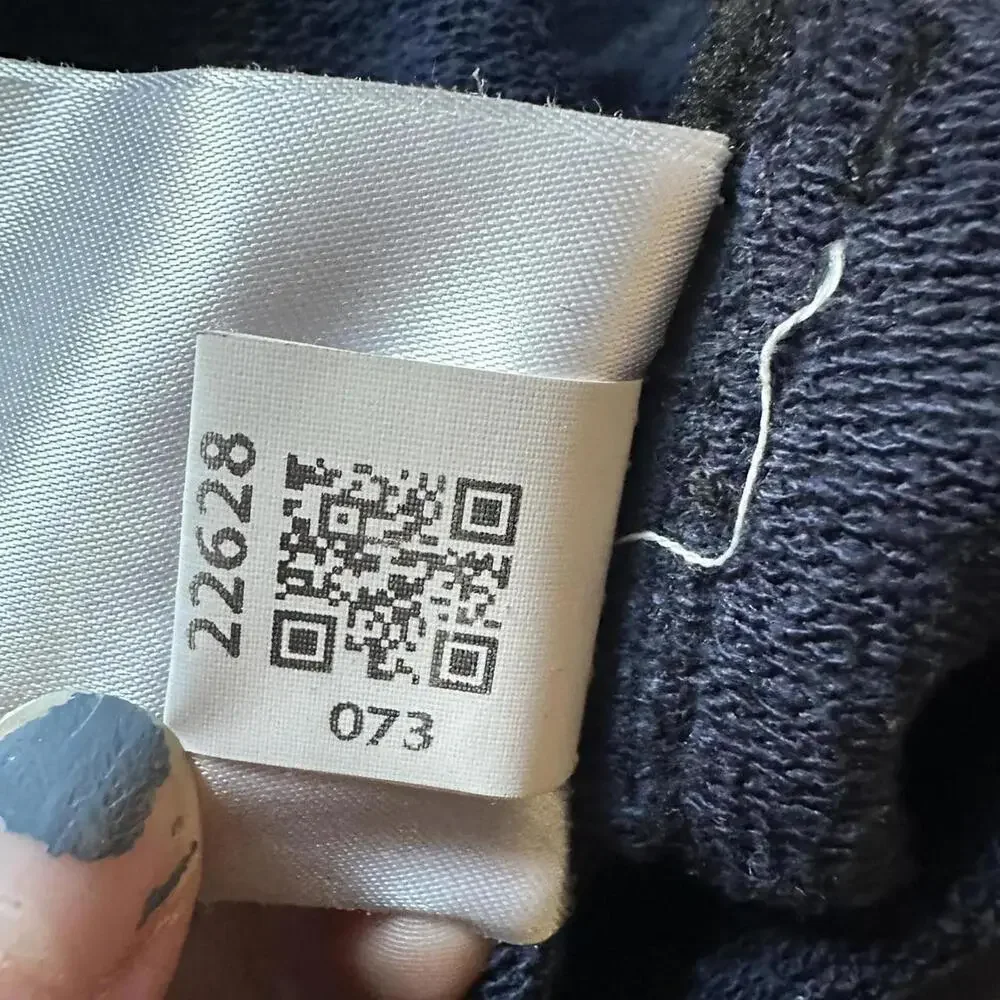 Authentic Valentino luxury navy zip hoodie with red lettering size S - Picture 7 of 7